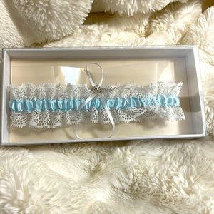 Something blue garter